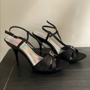 Camille la vie heels